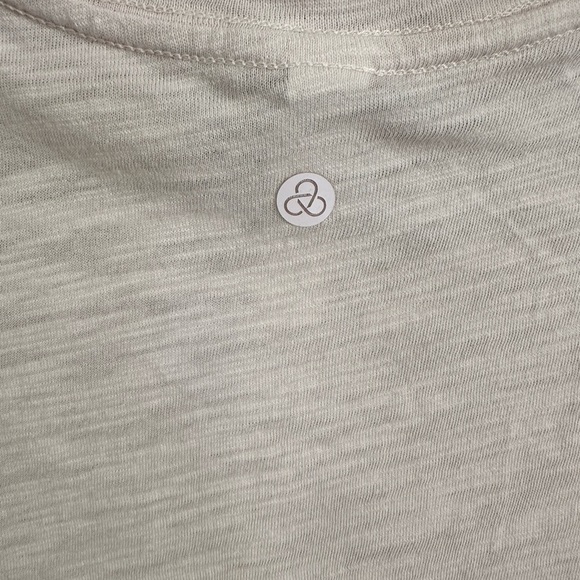 Zella NWOT Long Sleeve Tee Light Pink Women’s Size M - Picture 3 of 4